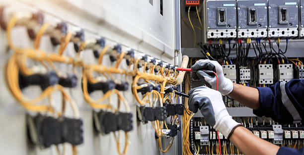 Professional Electrician technician working in Somerset, NJ